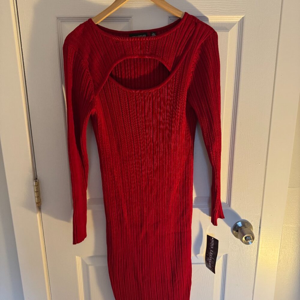 NEW WITH TAGS SWEATER DRESS - Picture 6 of 7